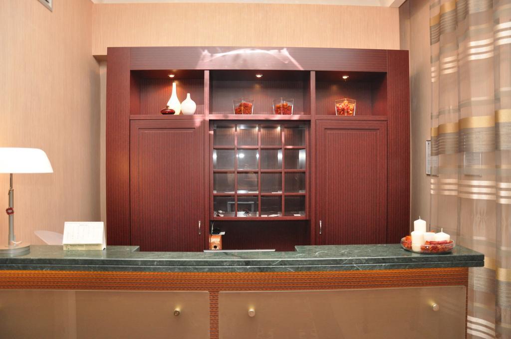 Hotel Fontana Del Re アリアーノ・イルピーノ エクステリア 写真