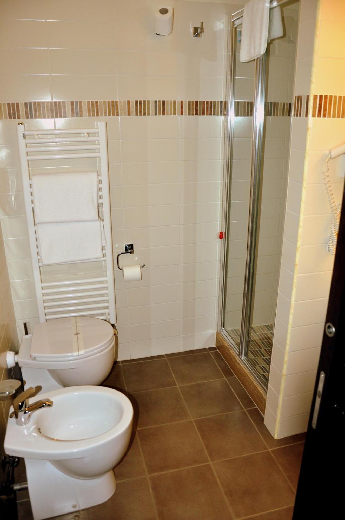 Hotel Fontana Del Re アリアーノ・イルピーノ 部屋 写真