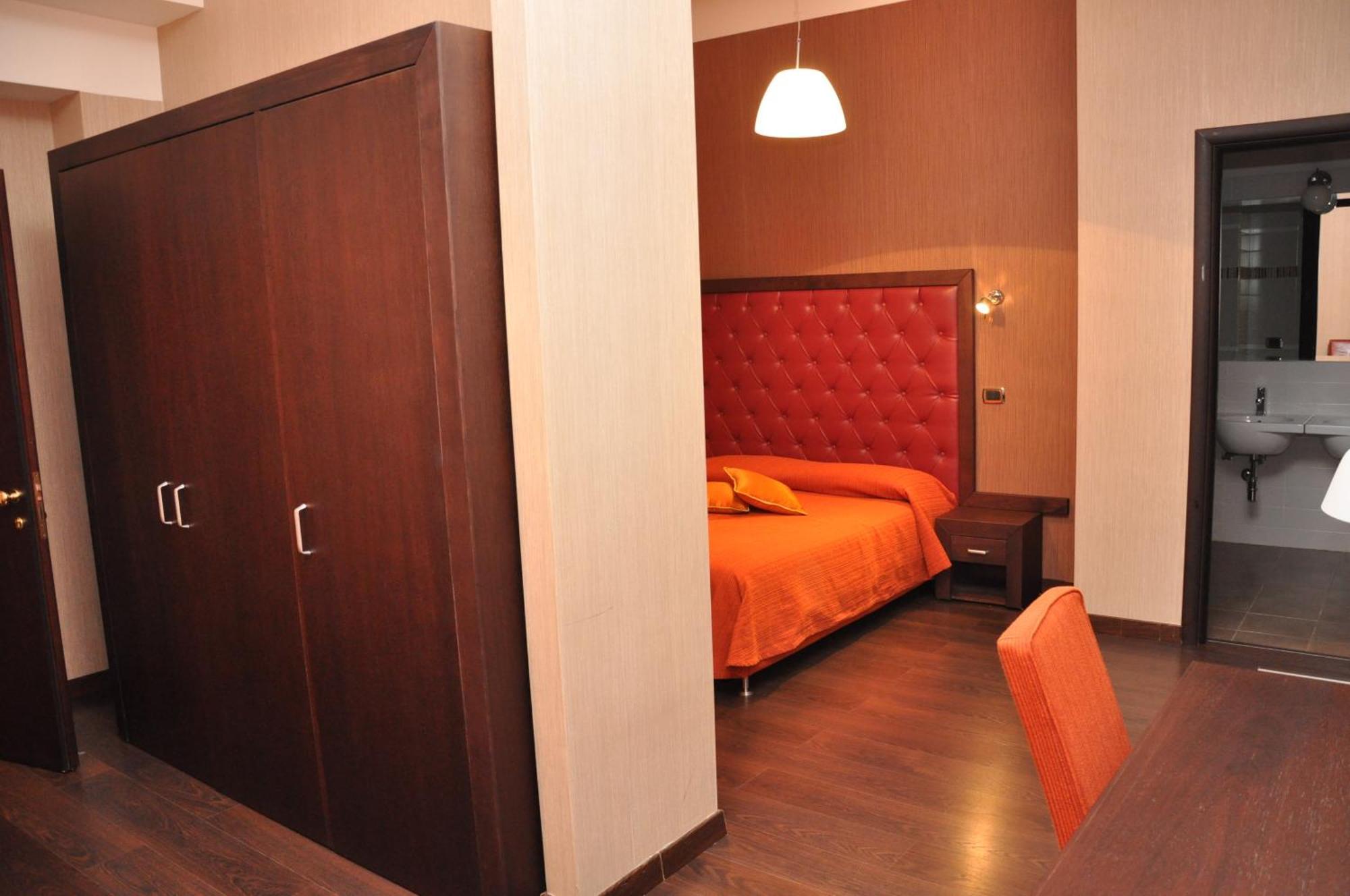 Hotel Fontana Del Re アリアーノ・イルピーノ 部屋 写真