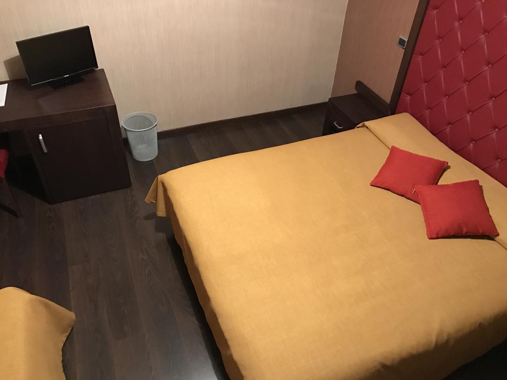 Hotel Fontana Del Re アリアーノ・イルピーノ エクステリア 写真